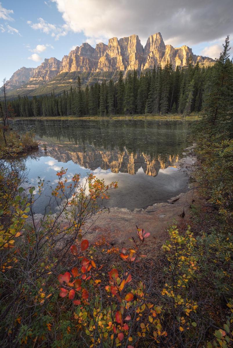 فيلا Castle Mountain Chalets المظهر الخارجي الصورة